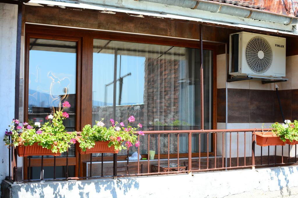 Jazzy Sofia Downtown Apartment Esterno foto